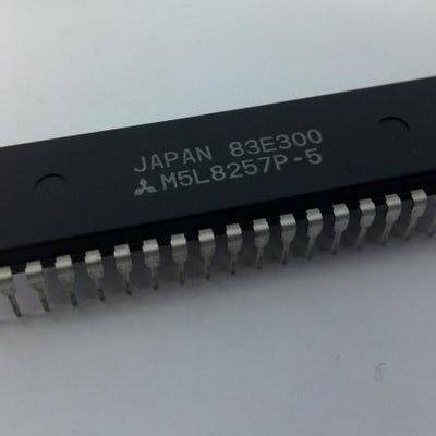M5L8257P-5