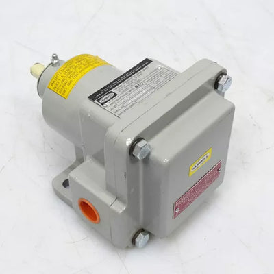 HUBBELL 2210-142CC9